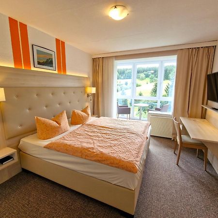 Marschalls Hotel Am Rennsteig Нойхаус-ам-Реннвег Экстерьер фото